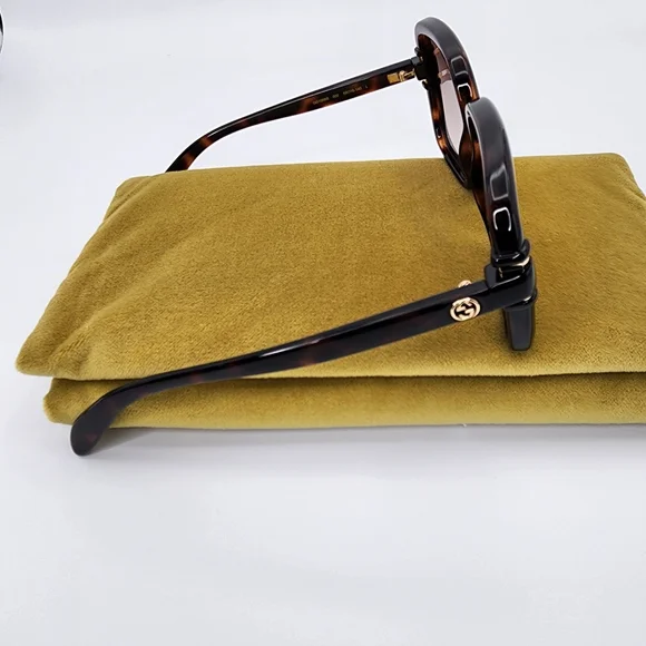Gucci GG1066S 002 Womens Tortoise Shell Sunglasses Gucci | Accessories | New Gg66s 002 Womens Sunglasses Gucci  main image 3